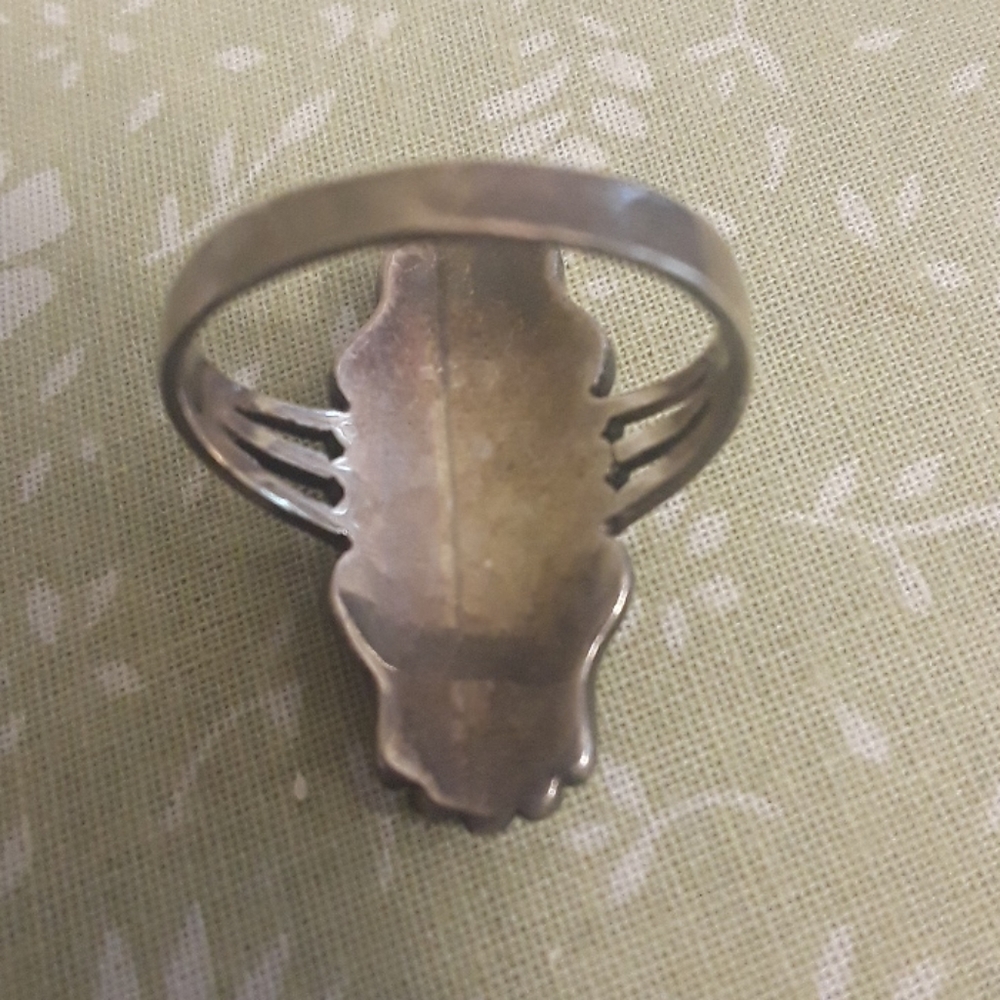 Ring - Picture 2 of 3